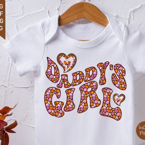 Daddy&#39;s Girl PNG, Daddys Girl Sublimation Design Downloads, Dad girl design png, Pasgeboren meisje png, baby girl sublimation png, hippie baby
