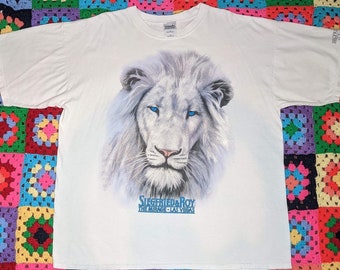 Vintage Siegfried and Roy lion glitter tee