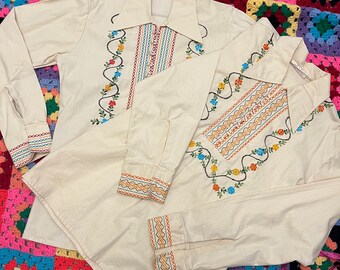 RARE vintage 1970’s Mexican folk embroidered floral shirts