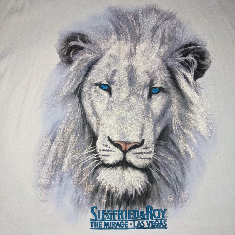 Vintage Siegfried and Roy lion glitter tee image 9