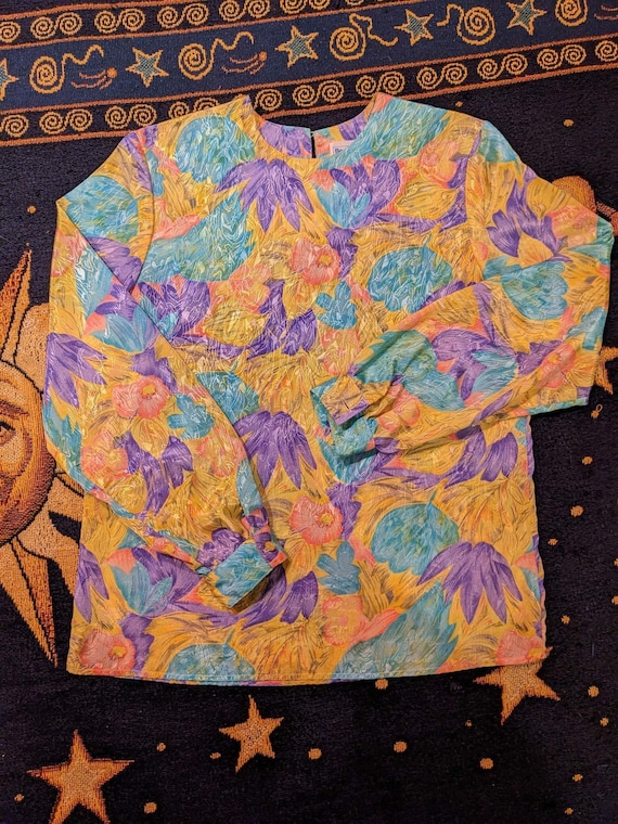 Lovely vintage 80s floral blouse by Bedford Fair