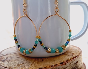 3cm Hoop Gold Wire Earrings Blue Turquoise Gold Beads 3cm