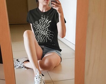 Abstract Art T-Shirt: Minimalist Graphic Tee, Unisex Fashion