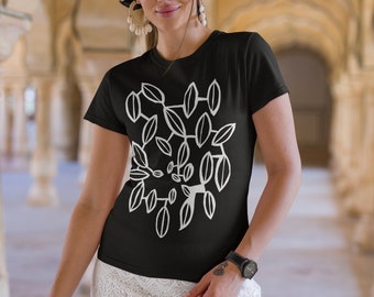 Abstract Nature Print T-Shirt: Trendy Black Tee, Vibrant Colors