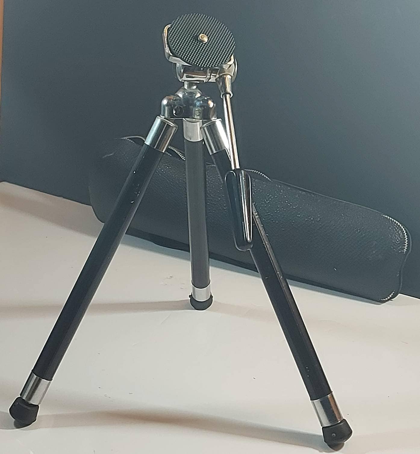 Zenith Tempest Vintage Tripod Tabletop Camera Tripod Etsy Canada