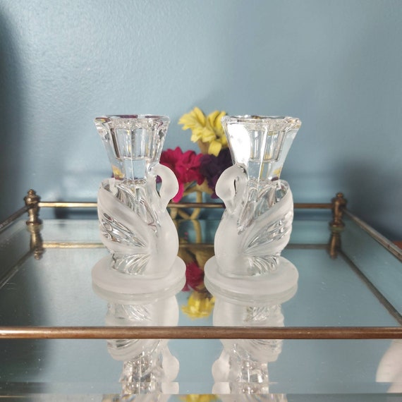 Single Vintage Frosted Glass Swan Taper Candle Holder Single Vintage Frosted Glass Swan Taper Candle Holder