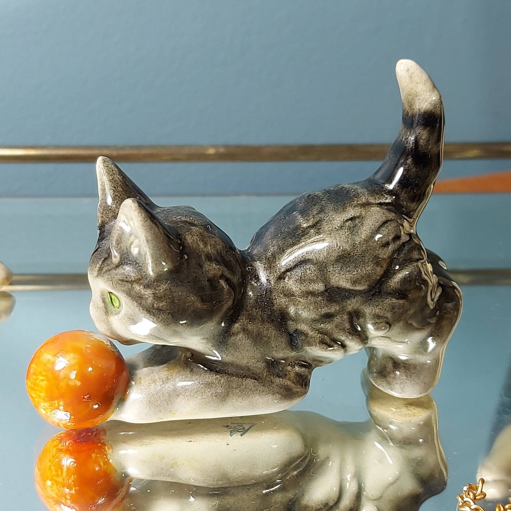 Porcelain/ceramic Figurine Vintage Animal Figurine Statue Etsy