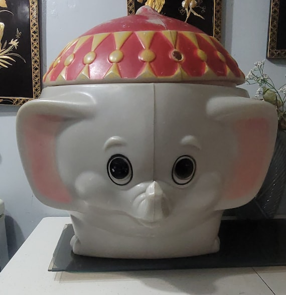 Elephant Toy Box Vintage 70 s Elephant Vintage Toy Chest Lid Blow Mold Plastic Circus Childs Kids Childhood Memories Etsy UK