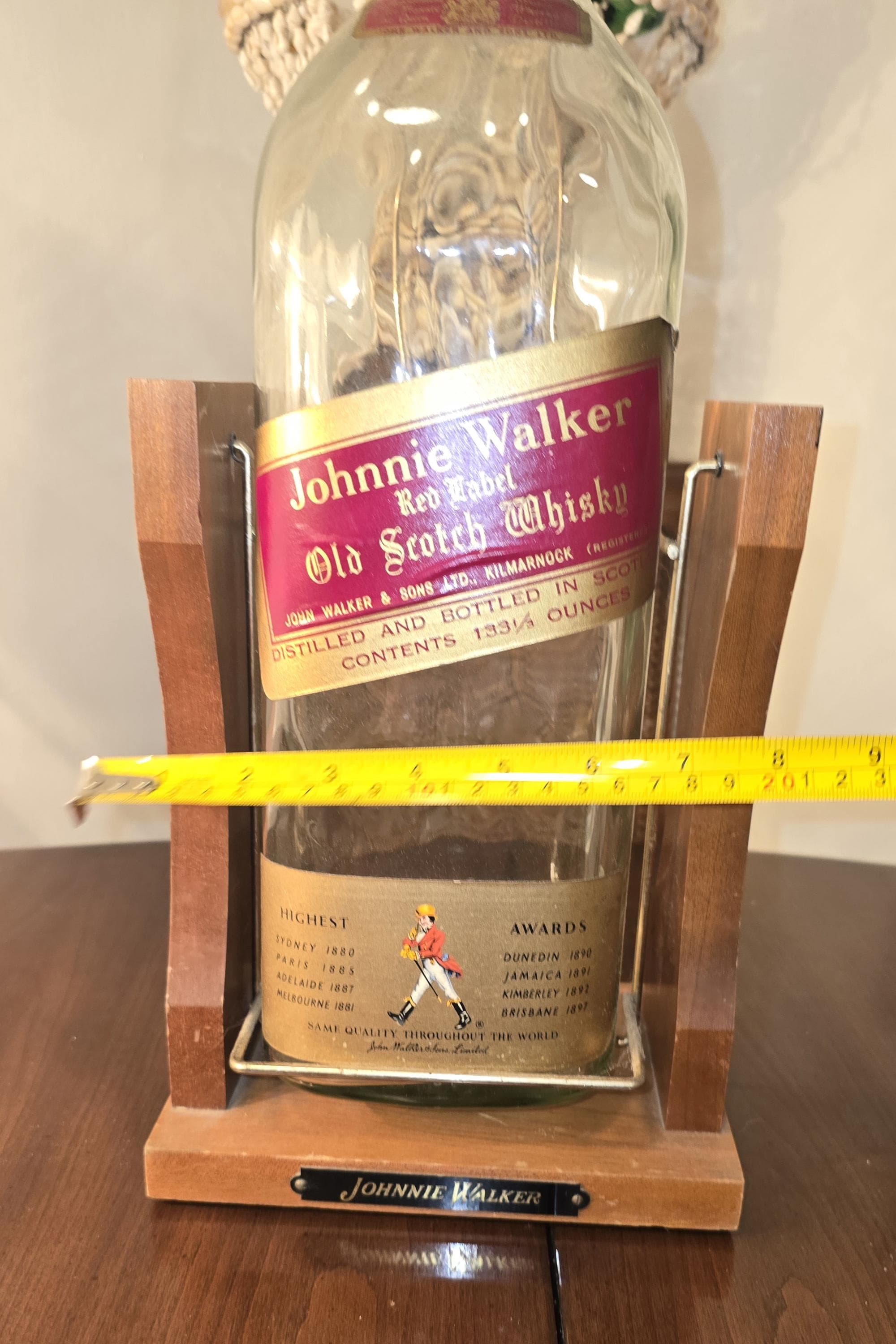 Johnnie Walker 木製樽型置物 中型 Johnnie Walker, Vintage, Glass Bottle With Wood Swing Stand, 19
