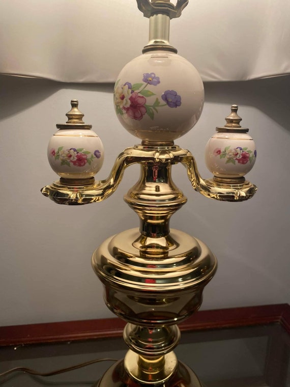 Brass Lamp with Lamp Shade, Porcelain Globes, Ant… - image 6