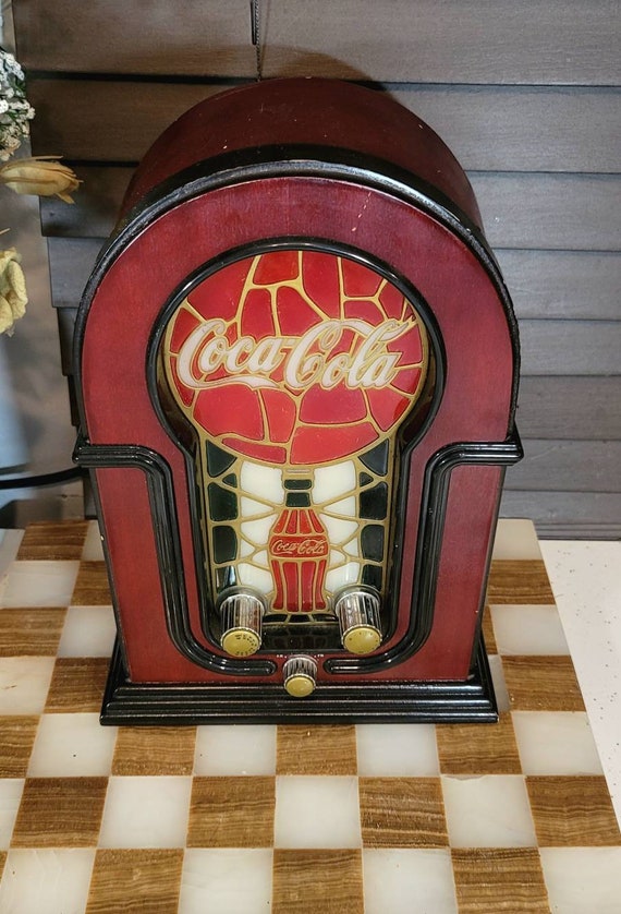 ✨超希少 Coca-Cola RADIO コカコーララジオ ✨ Coca-Cola Retro Desktop Vintage Style AM/FM Battery Operated Radio
