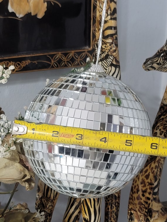 Orecchini a sfera da discoteca degli anni '70