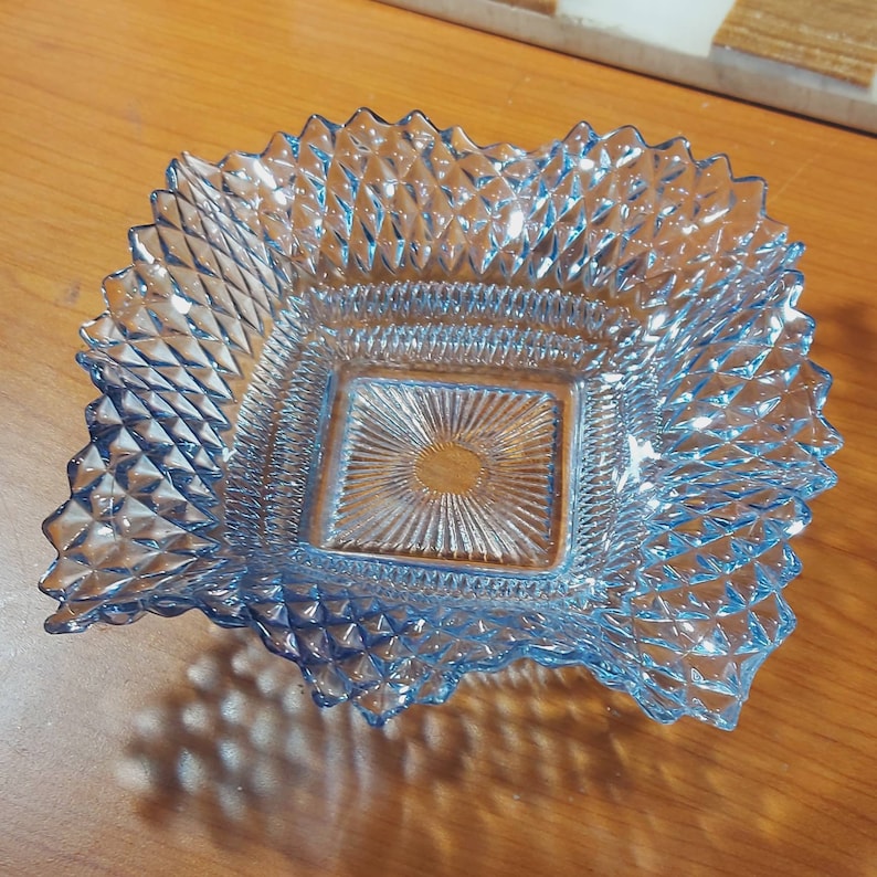 Diamond Pattern Home Decor Ashtray Trinket Dish Indiana Glass Ruffled Glass Dish