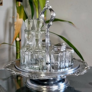 Crystal Serving Set, Cruet, Silver Plated, Holder, Vintage, Salt&Pepper and Shaker, Condiment Jar, Filligree, Made in China, (5pcs)