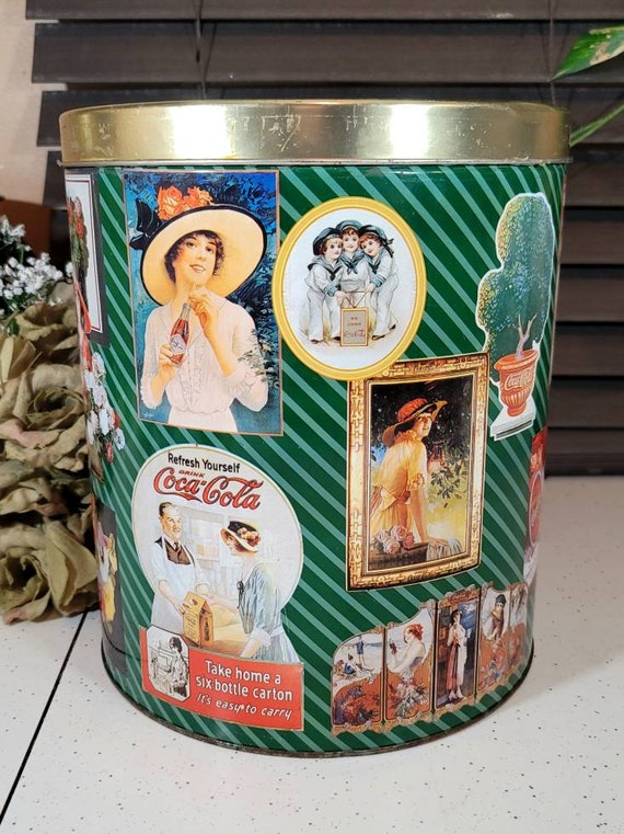 ゆ*ち様 超貴重！ ビンテージ '80s Coca-Cola コカコーラ パブミ Collectible Coca-cola, Vintage 80s, Lidded Tin, Coke, Popcorn Tin