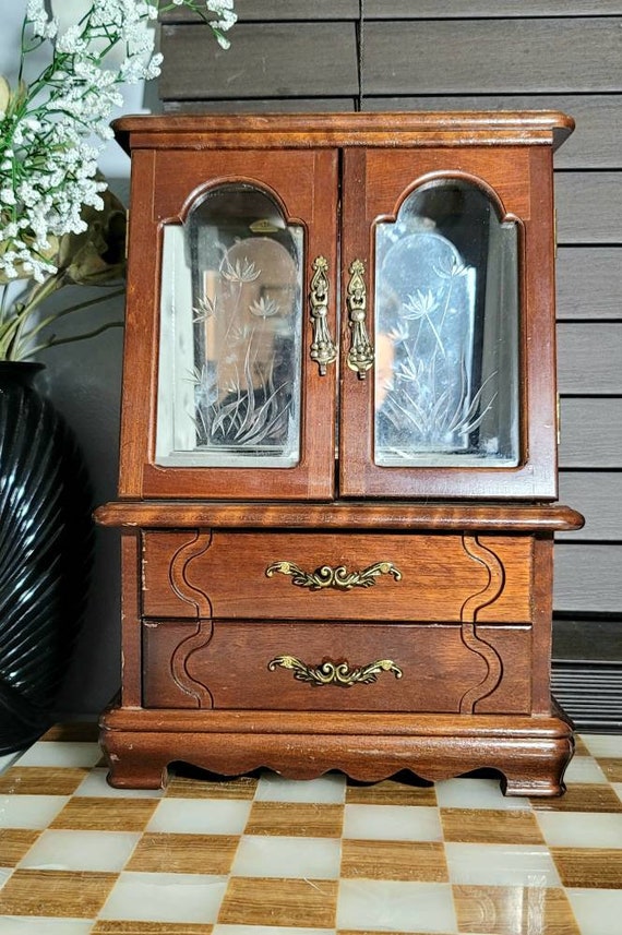 Vintage Wood Jewelry Box