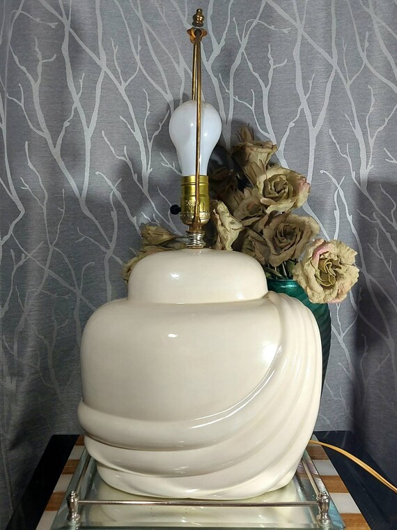 Ceramic Table Lamp, Vintage 80s, Lamp, Shell, Clam, Wave, Ribbed