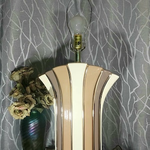 Lámpara de mesa de tres luces, vintage de los 90, marrón y beige, iluminación, decoración del hogar, cerámica, de tres luces, Underwriters Laboratories, vintage