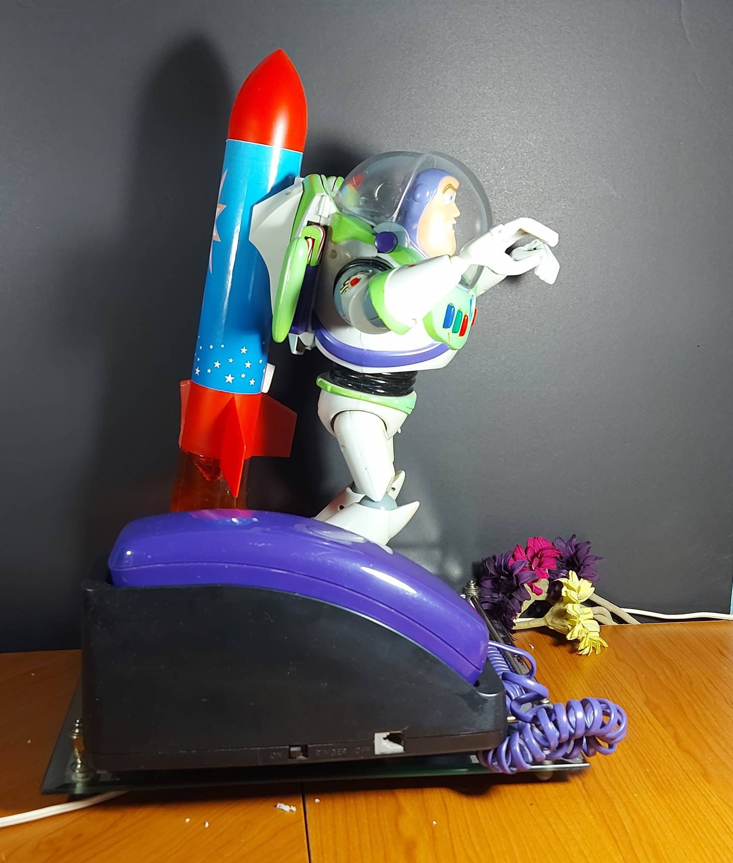 トイ・ストーリー　Buzz Lightyear Telephone The Buzz Lightyear Telephone - Oldphoneworks – oldphoneworks