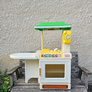 Little Tikes, Life Size, Collectible Toys, Fisher Price Play Kitchen, Party Kitchen, Childhood Memories, Kids Pretend, Play, Toys