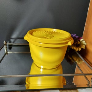 Tupperware, Contenitore, Vintage, Giallo, Sunburst, Coperchio a scatto Servalier, Contenitore, Starburst, Utensili da cucina,
