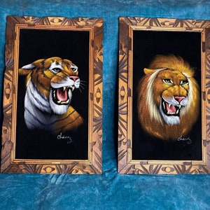 Black Velvet, Tiger, MCM, Original, Wood Frame,, Vintage, Art Work, Mid Century, Signed, Chavez, MCM, Mexico, oil Painting, Wall Hanging,