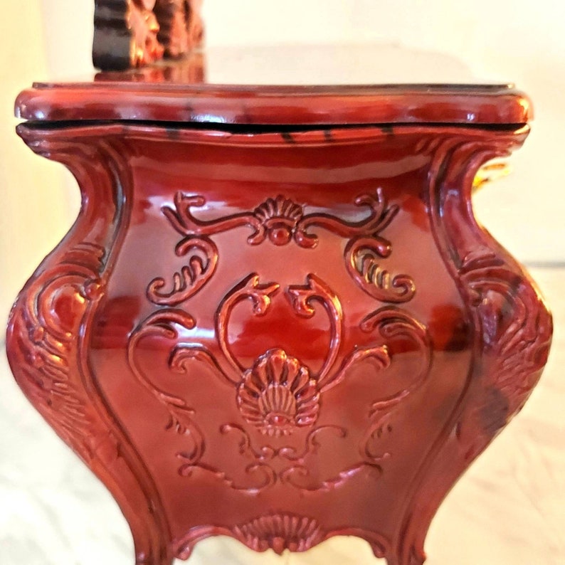 Quartz Clock Mirror Armoire Vanity Dresser Gloss Musical Jewelry Box Vintage Jewelry Plastic Red Gifts for Her Made in China,