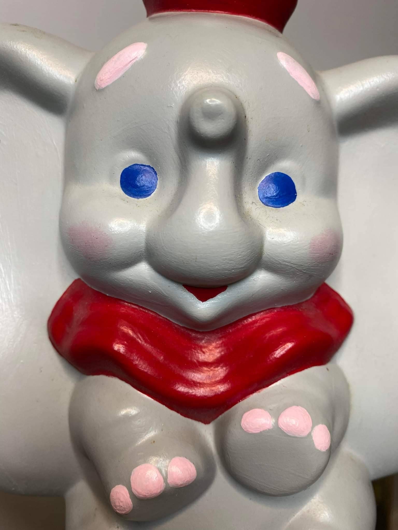 ディズニー、ダンボの置物、象、陶器、フィギュア、彫像、サイン入り