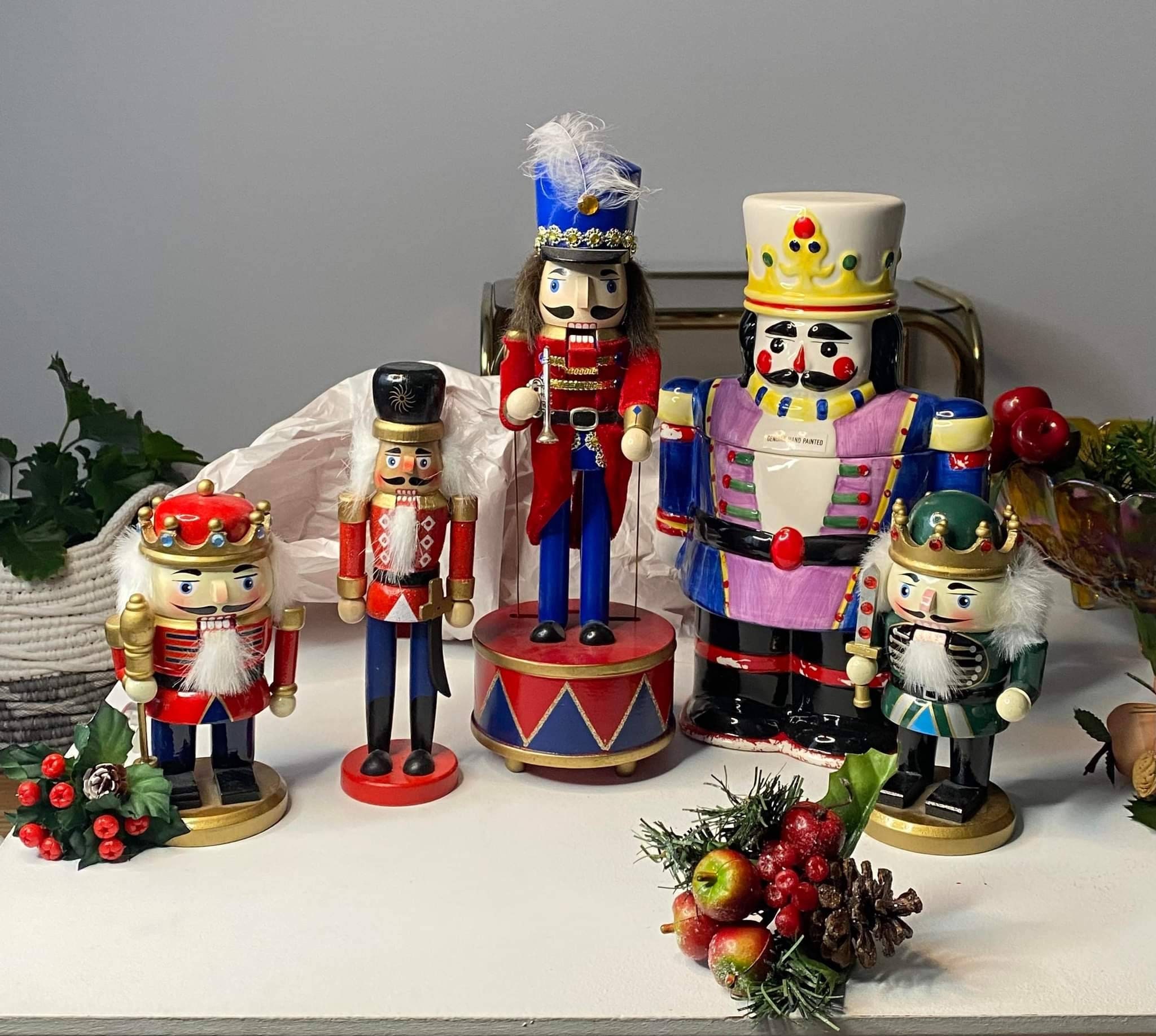 Nutcracker Statues, Porcelain Cookie Jar, Musical Nutcracker