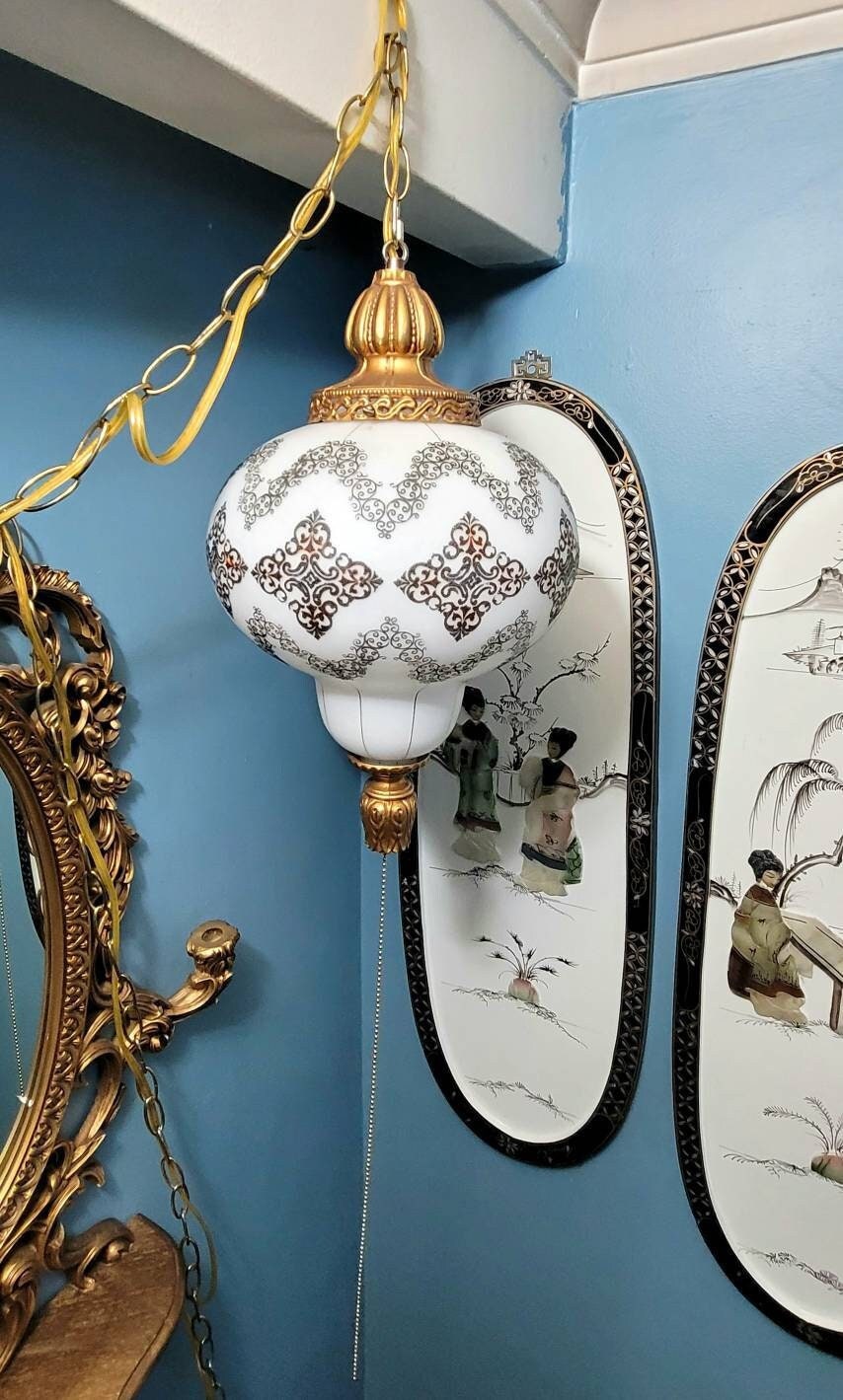 Vintage glass hanging online lamp