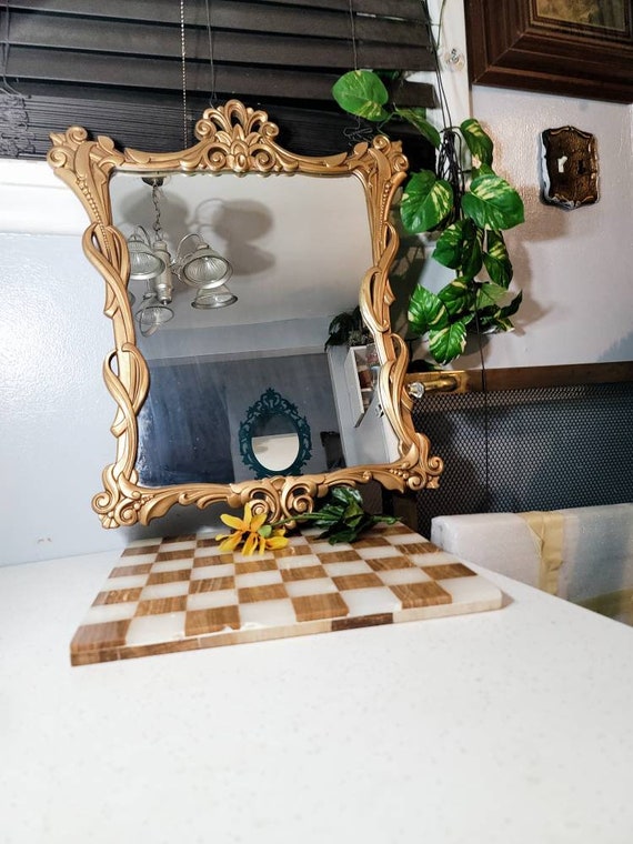 Specchio da parete, Bordo decorato in oro, Specchio da parete