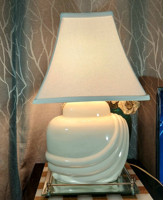 Ceramic Table Lamp, Vintage 80s, Lamp, Shell, Clam, Wave, Ribbed