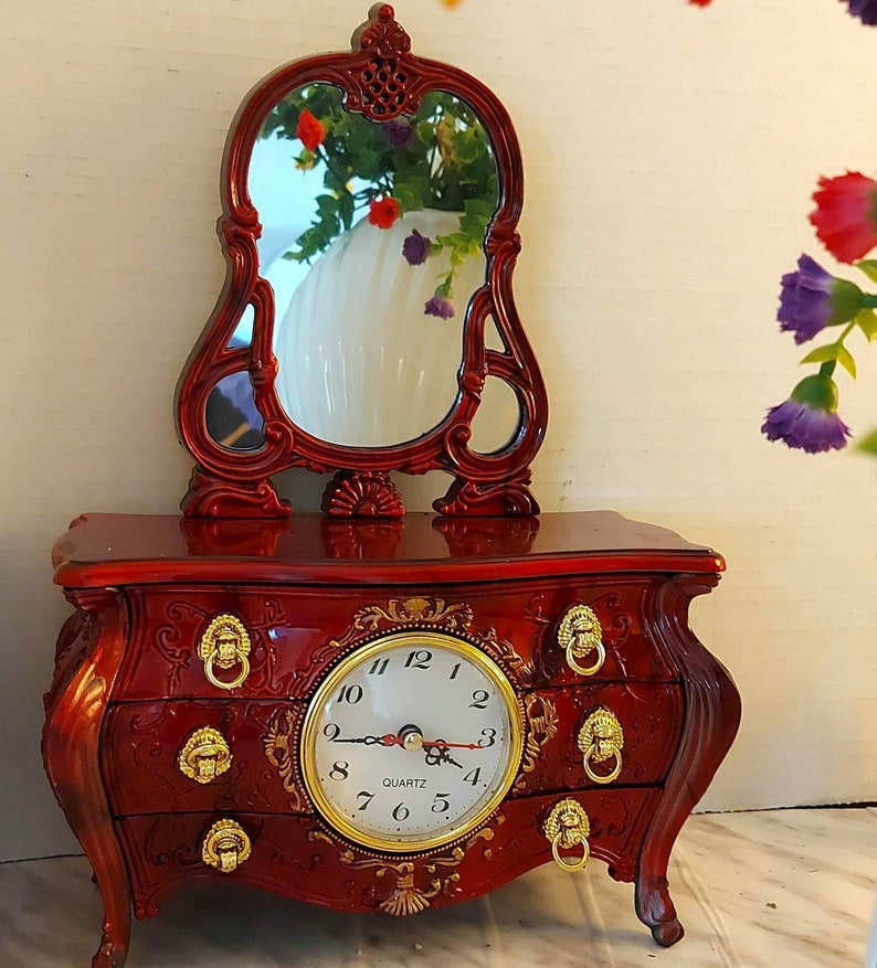 Quartz Clock Mirror Armoire Vanity Dresser Gloss Musical Jewelry Box Vintage Jewelry Plastic Red Gifts for Her Made in China,