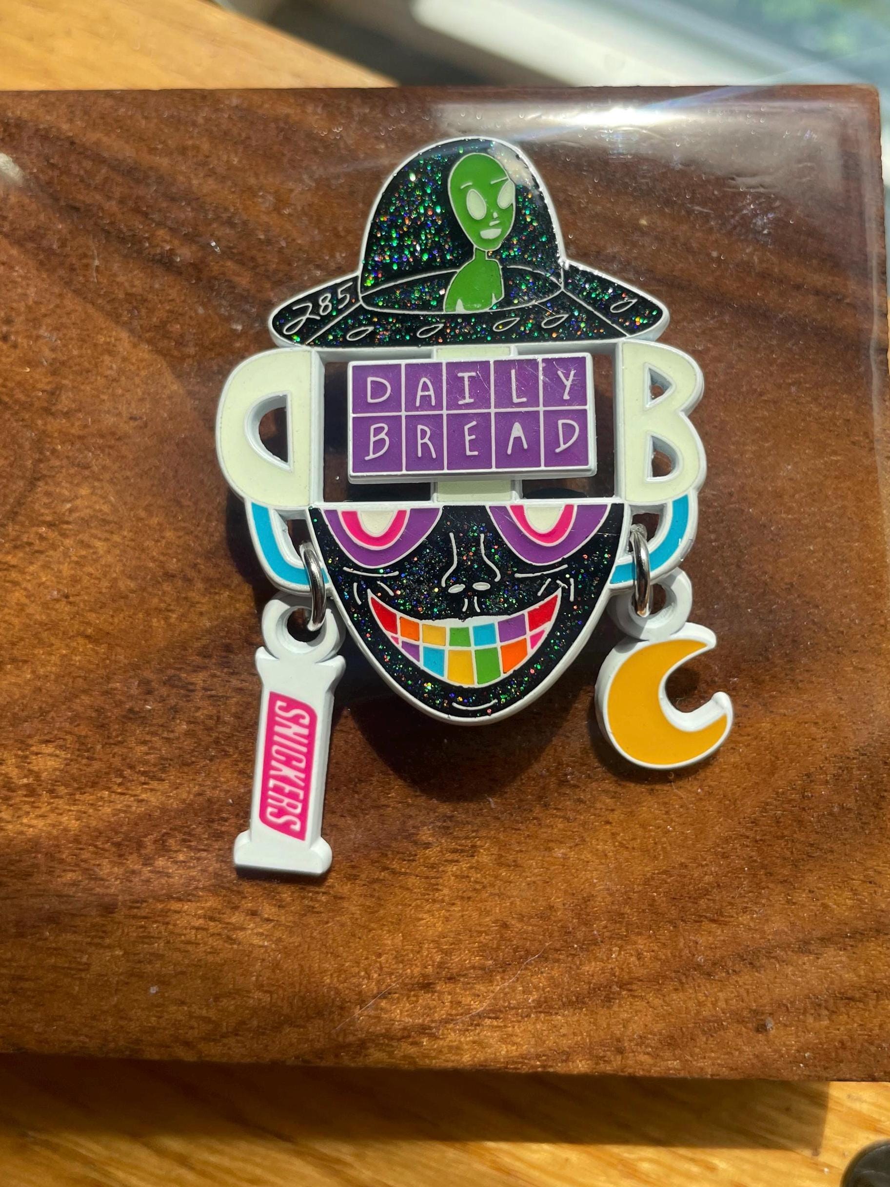 Daily Bread Head Spinner Hat Pin v3