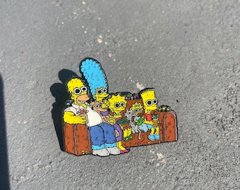 The Shroomsons Glow emaille pin limited edition