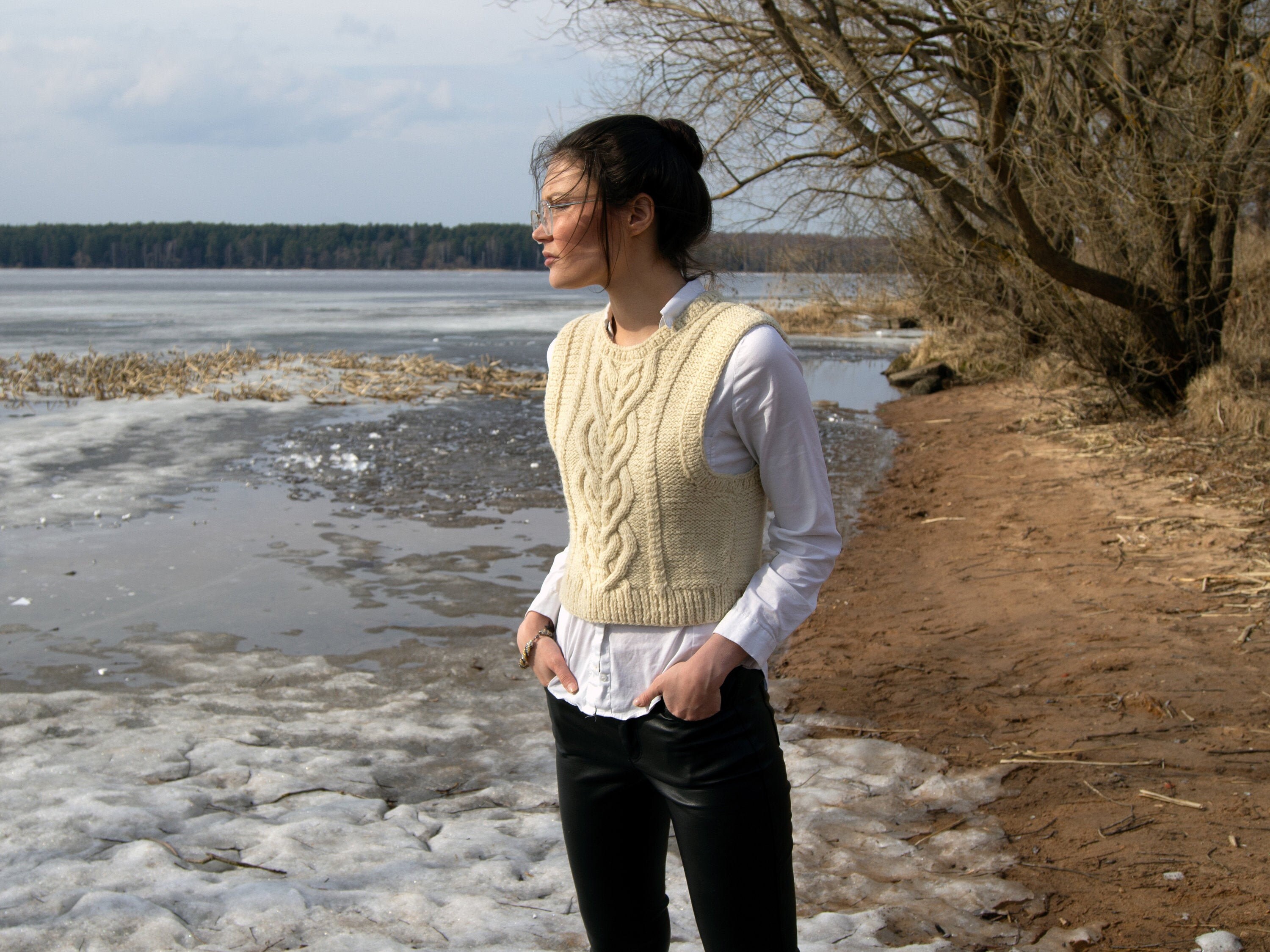 White sweater vest women 100 wool Etsy