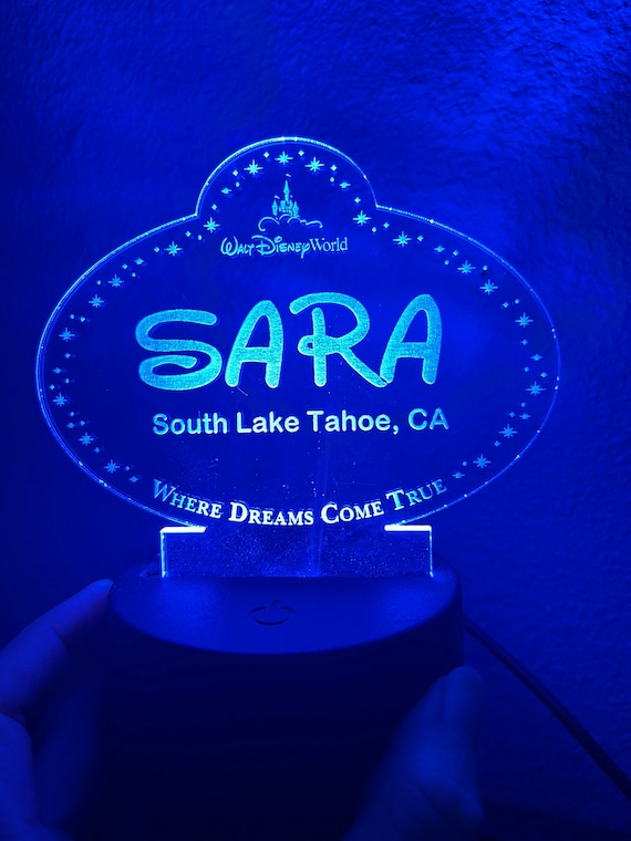 ディズニー Disney ライトバッチ LED Light Disney World Cast Member Name Tag - Etsy