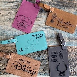 Étiquette de bagage Disney, étiquette de bagage personnalisée, étiquette de bagage en cuir Mickey, Magic Kingdom, epcot, disneyland, l'aventure est là-bas