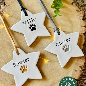 Personalised / Personalized Dog & Cat Christmas Tree Ornament – Star Decoration, Pet Bauble, Paw Print, Dog Lover Gift, Xmas Gift for Pets