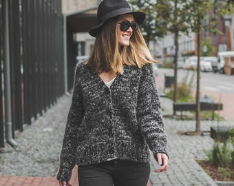 Bijgesneden damesvest met zakken, open button-down trui aan de voorkant voor vrouw, zwart kort vest, handgebreide truijas, grof jasje