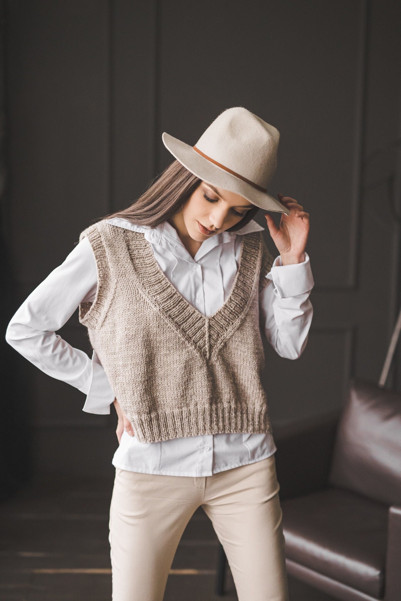 V-neck Women Sweater Vest, Loose Fit Sleeveless Top, Oversize