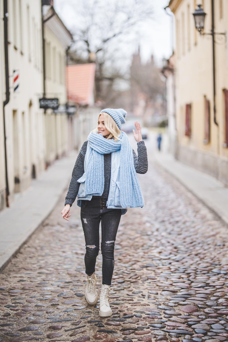 Big long soft women scarf, bright blue chunky knit shawl, big loop blanket scarf, soft long winter scarf image 4