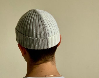Handmade 100% Merino Wool Half 'n' Half Beanie Hat (Grey/White)