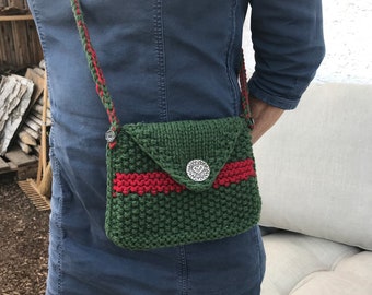 Dirndl bag, traditional bag knitted from wool to match your traditional outfit, from Bavaria, green with red. Handmade, 22 x 16 cm