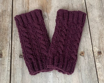 Leg warmers, arm warmers hand-knitted from pure wool with a cable pattern. Eggplant red. Wrist warmers, fingerless gloves, hand warmers.
