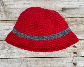 Wool hat, hat with brim, bucket hat crocheted from pure regional wool from Bavaria, winter hat, cap, beanie, grey with red, handmade