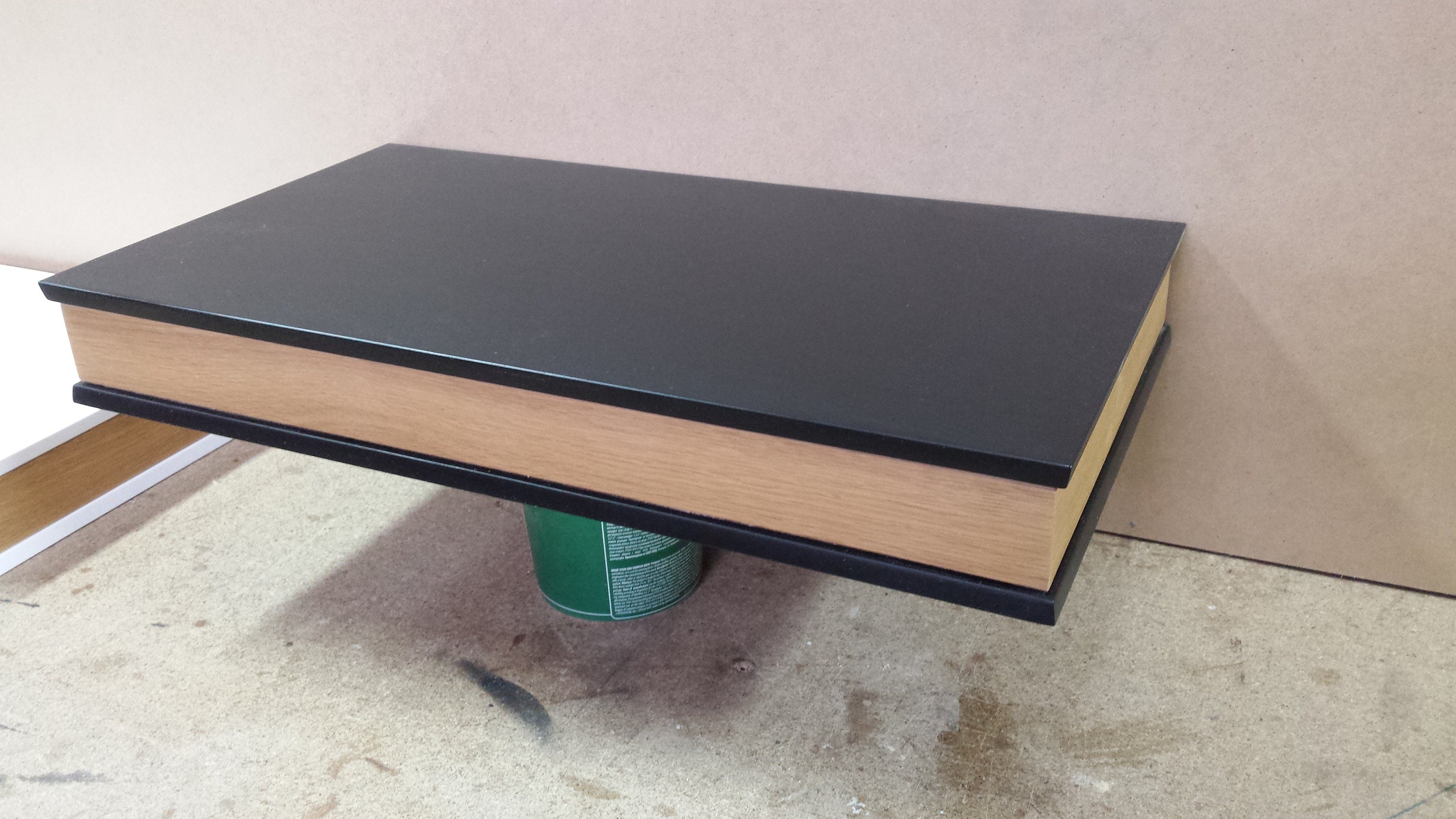 Zwevende plank 250 cm – Eikenfineer of designfolie met blinde bevestiging – Boekenplanken op maat