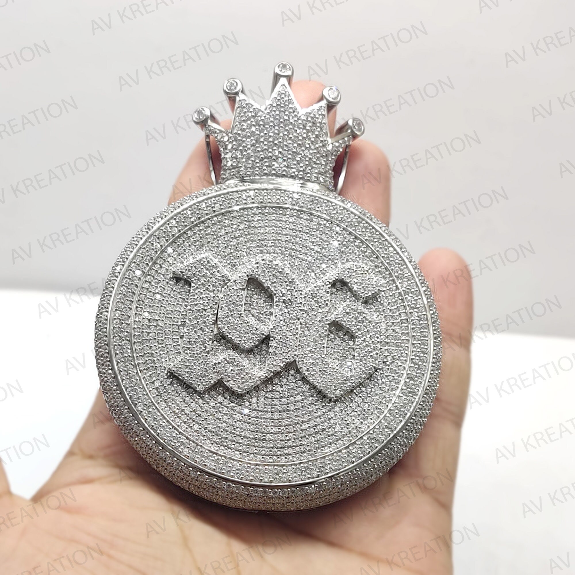 Round D/VVS Moissanite King Pendant, Customized 196 Number