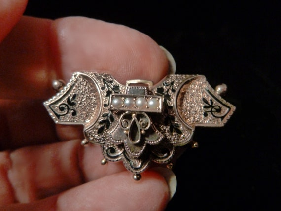 14K Victorian Taille dEpargne Etruscan Revival Br… - image 9