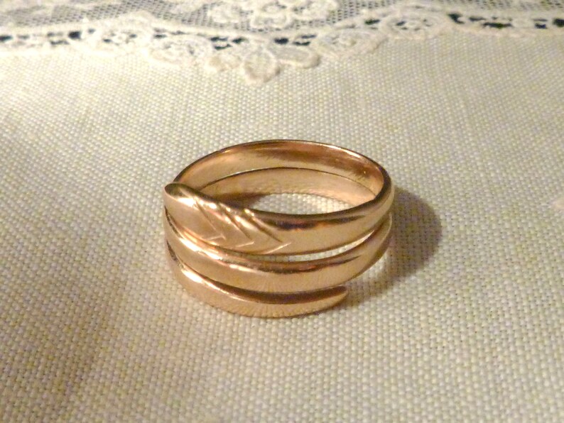 18K Victorian Snake Ring image 7